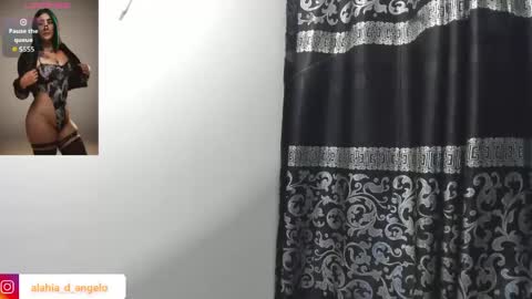 Snapshot of alahia_dangelo_ chatting on 4, 5, 2026 ALAHIA online show from 4, 5, 2026