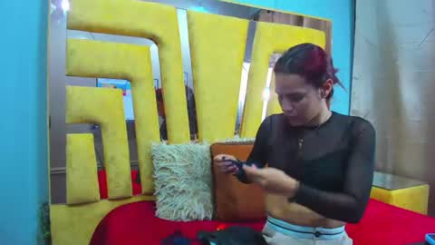 AlahiaEvanss online show from 16, 6, 2026