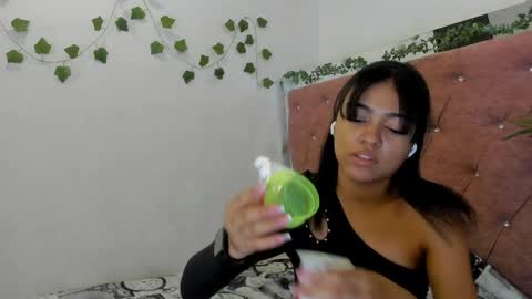 Snapshot of alaia2_ chatting on 2, 5, 2026 Alaia2 online show from 2, 5, 2026