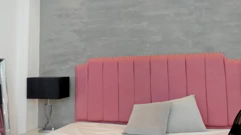 Snapshot of alaia_colins chatting on 15, 12, 2025 alaia_colins online show from 15, 12, 2025