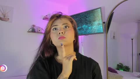 Snapshot of alaiarogerss chatting on 2, 4, 2026 online show from 2, 4, 2026