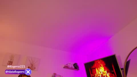 Snapshot of alaiarogerss chatting on 19, 5, 2026 online show from 19, 5, 2026