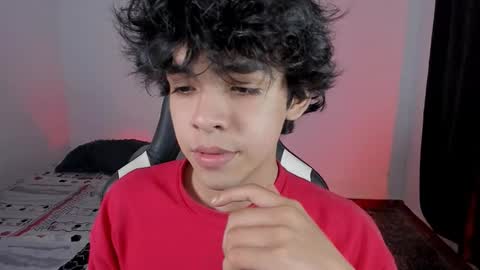 Snapshot of alan18n chatting on 20, 11, 2025 alan18n online show from 20, 11, 2025