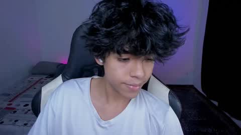 Snapshot of alan18n chatting on 2, 12, 2025 alan18n online show from 2, 12, 2025