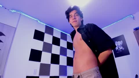 Alan Boy online show from 23, 11, 2025