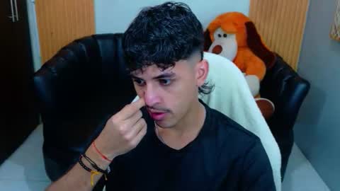 Snapshot of alan_del_reyy chatting on 12, 1, 2026 alan del reyy online show from 12, 1, 2026