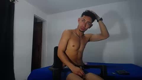 Snapshot of alan_gay chatting on 19, 4, 2026 Alan online show from 19, 4, 2026