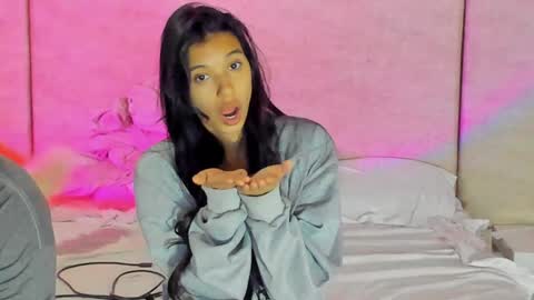 Snapshot of alana__get chatting on 14, 12, 2024 online show from 14, 12, 2024