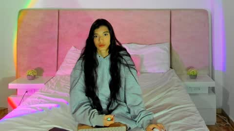 Snapshot of alana__get chatting on 2, 1, 2025 online show from 2, 1, 2025