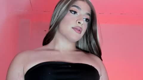 Snapshot of alana_blum10 chatting on 21, 10, 2025 ---Alana--- online show from 21, 10, 2025