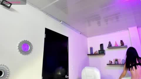 Maeve  online show from 18, 12, 2024