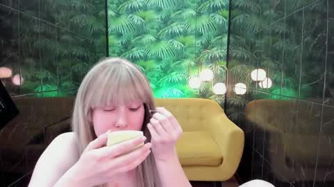 Alana online show from 12, 1, 2025