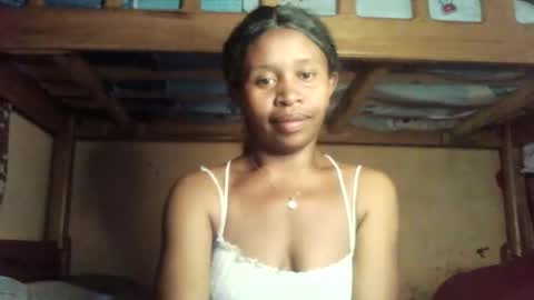 Snapshot of alanaangela chatting on 5, 6, 2026 AlanaAngela online show from 5, 6, 2026