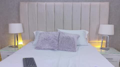 Snapshot of alanah_grey chatting on 16, 10, 2025 Alanah Bustamante online show from 16, 10, 2025