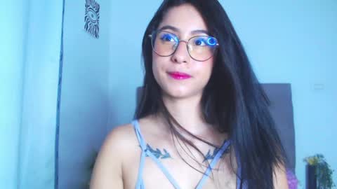 alanasaenz25 online show from 3, 6, 2026