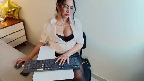 Snapshot of alanawestt chatting on 14, 11, 2025 alanawestt online show from 14, 11, 2025