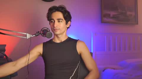 idenavarre online show from 13, 1, 2025