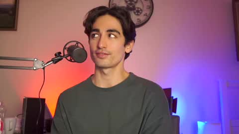 idenavarre online show from 14, 1, 2025