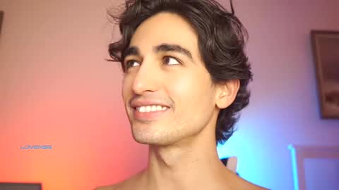 idenavarre online show from 28, 2, 2025