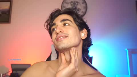 idenavarre online show from 28, 2, 2025