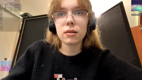 Snapshot of alanehadaller chatting on 18, 10, 2025 Stella online show from 18, 10, 2025