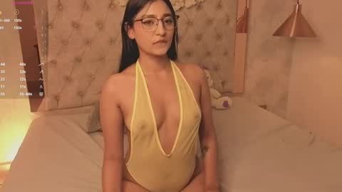 Snapshot of alanha_ chatting on 21, 4, 2026 alanha online show from 21, 4, 2026
