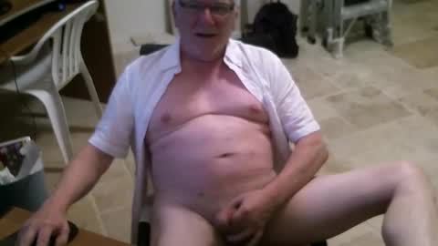 Snapshot of alanlee10allen chatting on 26, 4, 2026 Alanlee10allen online show from 26, 4, 2026
