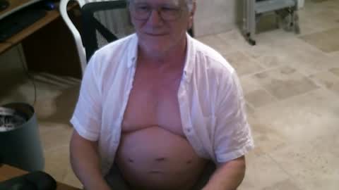 Snapshot of alanlee10allen chatting on 12, 6, 2026 Alanlee10allen online show from 12, 6, 2026