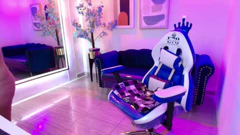 Snapshot of alanna__scott chatting on 28, 3, 2026 Alanna online show from 28, 3, 2026