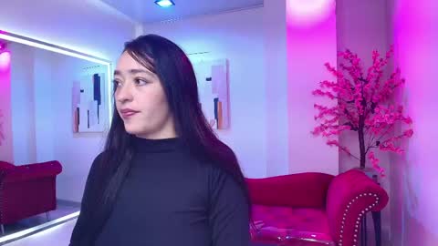 Snapshot of alanna__scott chatting on 17, 4, 2026 Alanna online show from 17, 4, 2026
