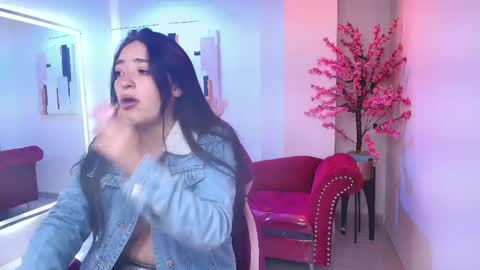 Snapshot of alanna__scott chatting on 24, 4, 2026 Alanna online show from 24, 4, 2026
