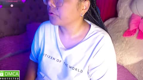 Snapshot of alanna_brunette chatting on 28, 10, 2025 lanna online show from 28, 10, 2025