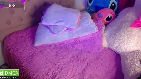 Snapshot of alanna_brunette chatting on 28, 10, 2025 lanna online show from 28, 10, 2025