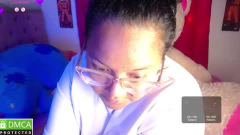 Snapshot of alanna_brunette chatting on 7, 11, 2025 lanna online show from 7, 11, 2025