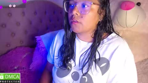 Snapshot of alanna_brunette chatting on 23, 11, 2025 lanna online show from 23, 11, 2025