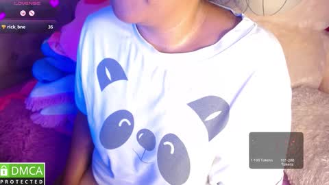 Snapshot of alanna_brunette chatting on 2, 12, 2025 lanna online show from 2, 12, 2025