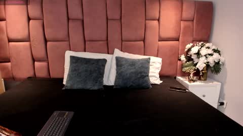 Alanna Jonnes online show from 21, 11, 2025