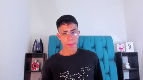 alannaughty_ online show from 19, 1, 2025