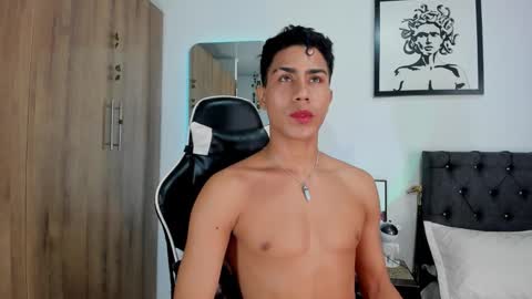 alannaughty_ online show from 1, 2, 2026