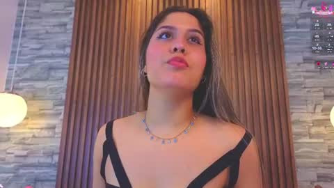 Snapshot of alannavidal chatting on 25, 7, 2026 alannavidal online show from 25, 7, 2026