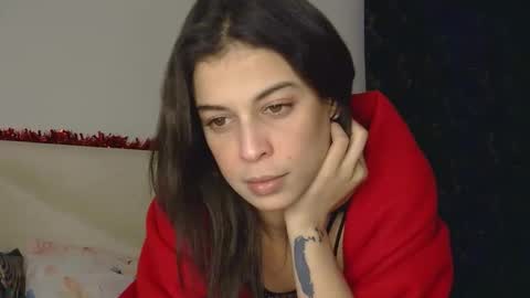 Snapshot of alaouirim25 chatting on 9, 2, 2026 AllylicArabis online show from 9, 2, 2026