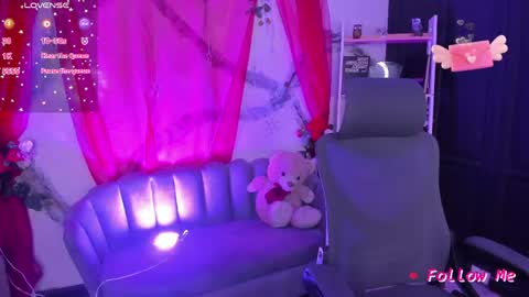 Snapshot of alaskaflowers_ chatting on 17, 5, 2026 Alaska online show from 17, 5, 2026