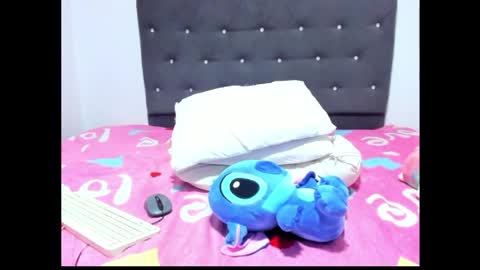 Snapshot of alba_gray chatting on 17, 4, 2026 alba online show from 17, 4, 2026