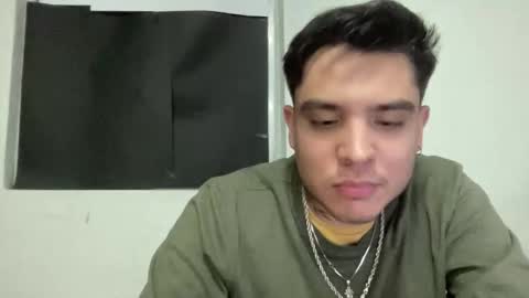 Snapshot of alber753713 chatting on 5, 6, 2026 alber753713 online show from 5, 6, 2026