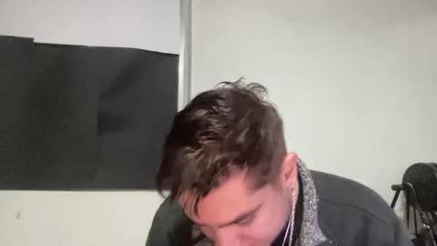 Snapshot of alber753713 chatting on 16, 6, 2026 alber753713 online show from 16, 6, 2026