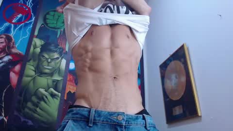 Snapshot of albertbernal69 chatting on 12, 3, 2025 Albert online show from 12, 3, 2025