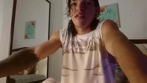 Snapshot of albertbernal69 chatting on 16, 10, 2025 Albert online show from 16, 10, 2025