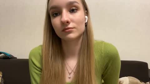 Lina   online show from 23, 2, 2026