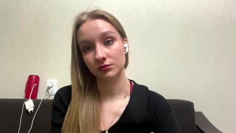 Lina   online show from 26, 3, 2026