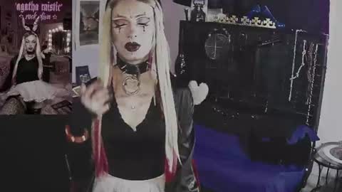 Snapshot of alchemymistic chatting on 25, 7, 2026 Mistic witch online show from 25, 7, 2026